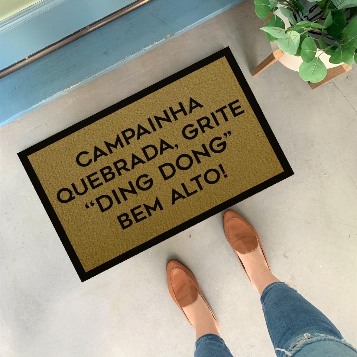 Capacho Divertido Campainha Quebrada Grite Ding Dong  60x40cm - Bege
